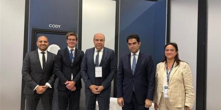الحفني: القطاع الخاص شريك رئيسي في تنفيذ مشروعات التطوير بالمطارات - المدينة برس