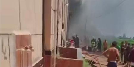 النيابة تعاين حريق "مصنع فايبر المحلة"، وصور أولية ترصد حجم المأساة - المدينة برس
