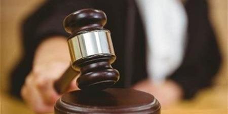 لحظات رعب بالمنيرة الغربية.. مصرع صاحب محل سقط عليه شخص من فوق السطح - المدينة برس