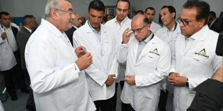 وزراء الصحة والصناعة والاستثمار ومحافظ الإسماعيلية يشهدون افتتاح أول مصنع لإنتاج اختبارات التشخيص السريع - المدينة برس