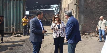 زيارة مفاجئة لوزيرة التنمية المحلية والبيئة لـ منطقة العكرشة الصناعية بالقليوبية - المدينة برس