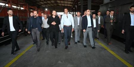 خالد هاشم يتفقد 4 مصانع بالمنطقة الصناعية الثانية بالإسماعيلية - المدينة برس