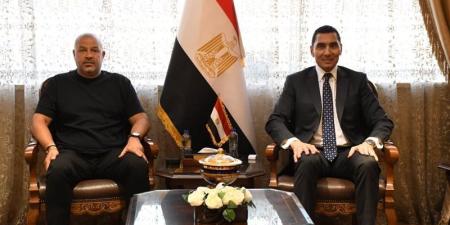 وزير الرياضة يهنئ أحمد دياب بفوزه برئاسة رابطة الأندية - المدينة برس