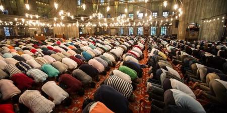 موعد أذان العشاء اليوم الثلاثاء 28 - 7 - 2026 في القاهرة والمحافظات - المدينة برس