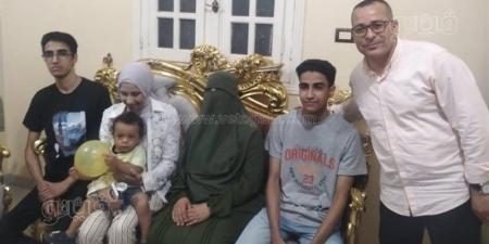 مروان محمد الرابع بالثانوية العامة "علمي": صحوني من النوم قالوا لي أنت من الأوائل و3 من أسرتي أطباء (فيديو) - المدينة برس