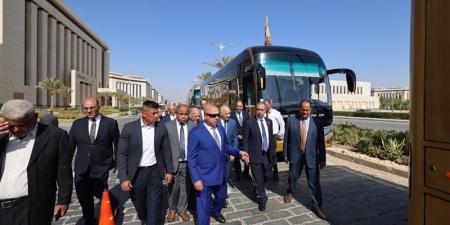 وزير النقل يدشن 20 أتوبيسا جديدا مكيفا من إنتاج شركة النصر للسيارات - المدينة برس