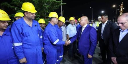 كامل الوزير من ميناء دمياط: شكرا لأبطال القاطرات وإنقاذ السفينتين ملحمة وطنية جسدت أعلى درجات الاحترافية - المدينة برس