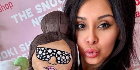 سنوكي تبكي بعد استئصال الرحم، نجمة "Jersey Shore" تكشف تفاصيل معركتها مع السرطان - المدينة برس