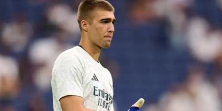 خرج من حسابات مورينيو، حارس ريال مدريد ينتقل إلى إشبيلية حتى 2031 - المدينة برس