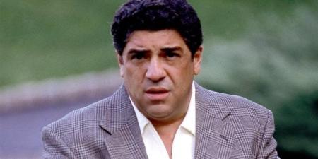 في ظروف غامضة، وفاة فينسنت باستوري نجم مسلسل "The Sopranos" عن عمر 80 عامًا - المدينة برس