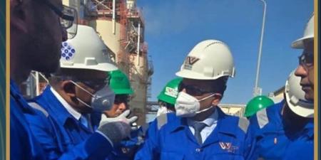 رئيس القابضة للبتروكيماويات يتفقد مصنع "ووتك" لإنتاج الواح MDF الخشبية - المدينة برس