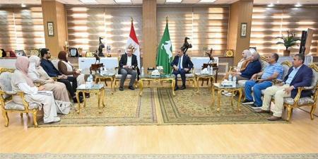 محافظ الشرقية يتابع تنفيذ مشروعات صندوق التنمية الحضرية - المدينة برس