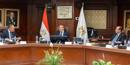 محافظ البنك المركزي المصري يبحث مع وزير التعليم العالي والبحث العلمي مستجدات "منحة علماء المستقبل" - بوابة المدينة برس