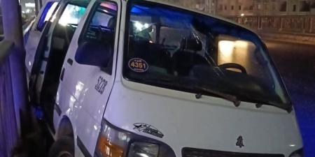 مصرع شخصين وإصابة 12 في انقلاب ميكروباص بصحراوي المنيا - المدينة برس