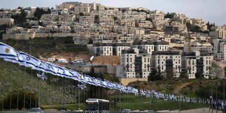 الاستيطان يتمدد من رام الله إلى القدس المحتلة.. الاحتلال الإسرائيلي يواصل خنق الضفة وتفريغ محيط الأقصى بـ627 وحدة استيطانية جديدة - المدينة برس