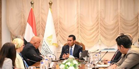 وزير الشباب والرياضة يلتقي بالرئيس التنفيذي والعضو المنتدب لبنك saib لبحث تعزيز التعاون المشترك بين الجانبين - بوابة المدينة برس