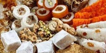 ما حكم توزيع حلوى المولد النبوي على الفقراء واحتسابها من الزكاة؟ الإفتاء توضح - المدينة برس