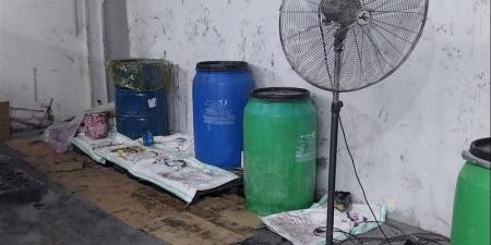 يستخدم خامات منتهية الصلاحية، ضبط مصنع غير مرخص لإنتاج البسكويت بكفر شكر - المدينة برس