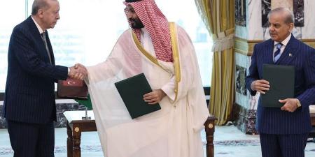 هل يؤدي "اتفاق مكة" إلى تغيير الحسابات المغربية بالمنظومة الخليجية؟ - بوابة المدينة برس