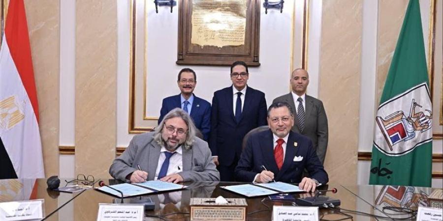 رئيس جامعة القاهرة يشهد توقيع بروتوكول تعاون مع الأكاديمية الوطنية لتكنولوجيا المعلومات لذوي الإعاقة - المدينة برس