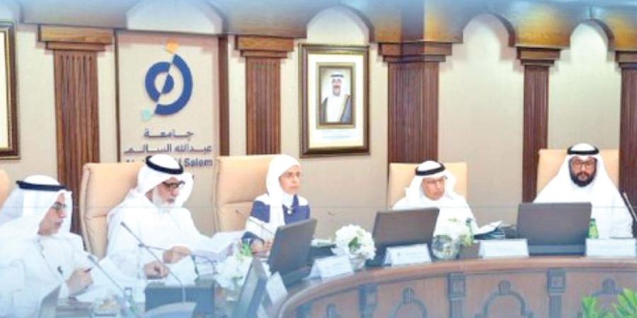 الخليفة: دعم تطوير التعليم الطبي والارتقاء بجودة الخدمات الصحية - بوابة المدينة برس