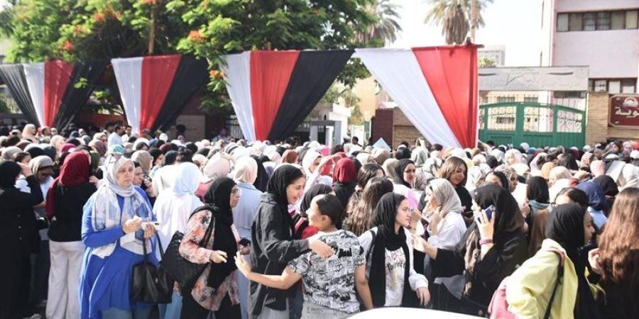 طلاب الثانوية العامة 2026 يؤدون اليوم امتحان اللغة العربية - المدينة برس