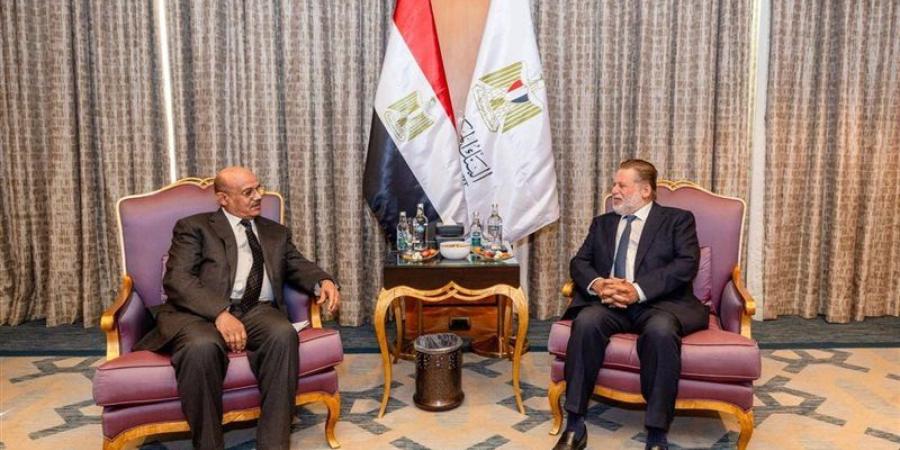 المركزي يستضيف لقاءً مصرفيًّا بين البنوك المصرية واليمنية لبحث تعزيز التعاون - المدينة برس
