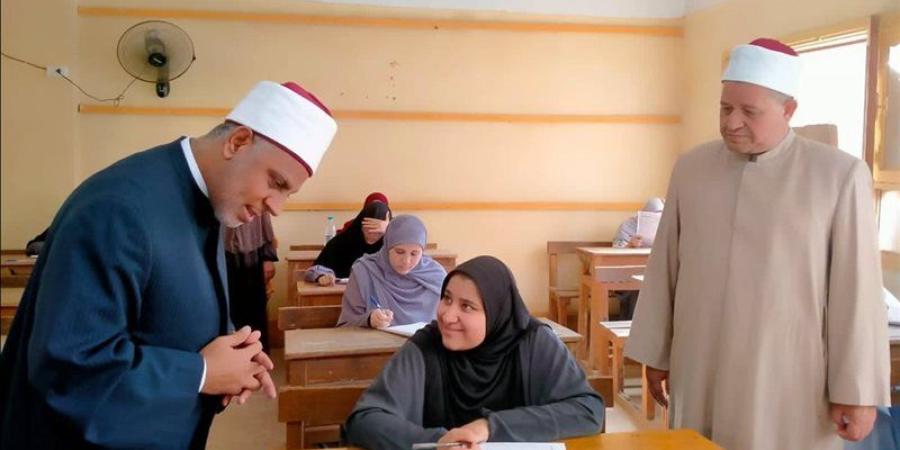 اليوم، امتحان مادة "البلاغة" لطلاب القسم العلمي للثانوية الأزهرية - المدينة برس