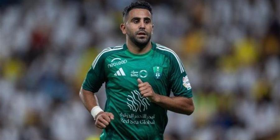 عبء ثقيل، الأهلي السعودي يفعل بند إنهاء عقد رياض محرز متخليا عن خدماته - المدينة برس