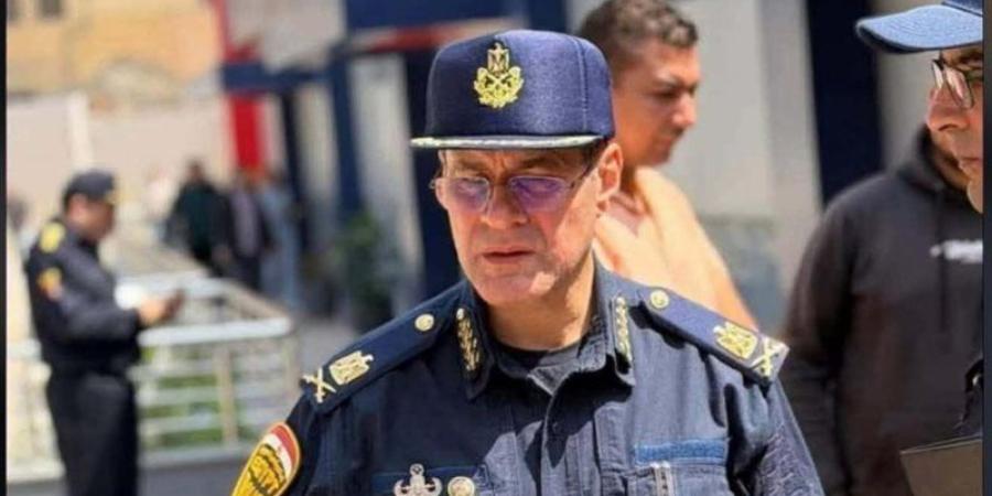 استشهاد اللواء محمد الشربيني مدير الحماية المدنية بالقاهرة متأثرا بإصابته في حريق منشأة ناصر - المدينة برس