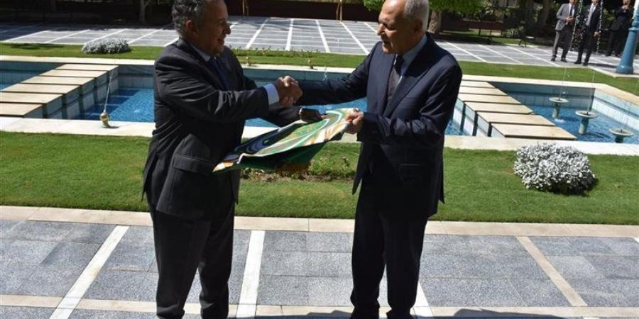 نبيل فهمي يتسلم مهامه أمينا عاما لجامعة الدول العربية (صور) - المدينة برس