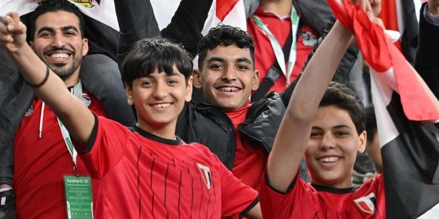 شاهد، توافد جماهير منتخب مصر على ملعب دالاس قبل مواجهة أستراليا بكأس العالم - المدينة برس