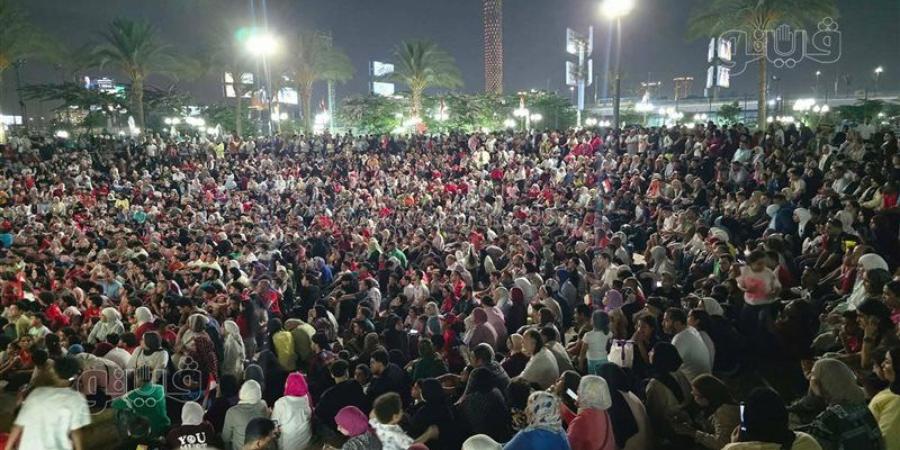 مركز شباب الجزيرة كامل العدد لمشاهدة مباراة مصر وأستراليا بكأس العالم (صور) - المدينة برس