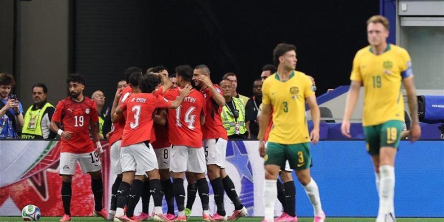 أبوريدة يتلقى تهنئة من رئيس الاتحاد الأسترالي بعد تأهل منتخب مصر في المونديال - المدينة برس