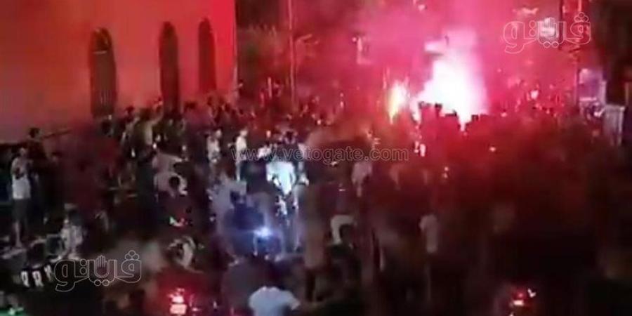 شماريخ وألعاب نارية في كل مكان، احتفالات هيستيرية بالشرقية بعد تأهل مصر إلى دور الـ 16 (صور) - المدينة برس
