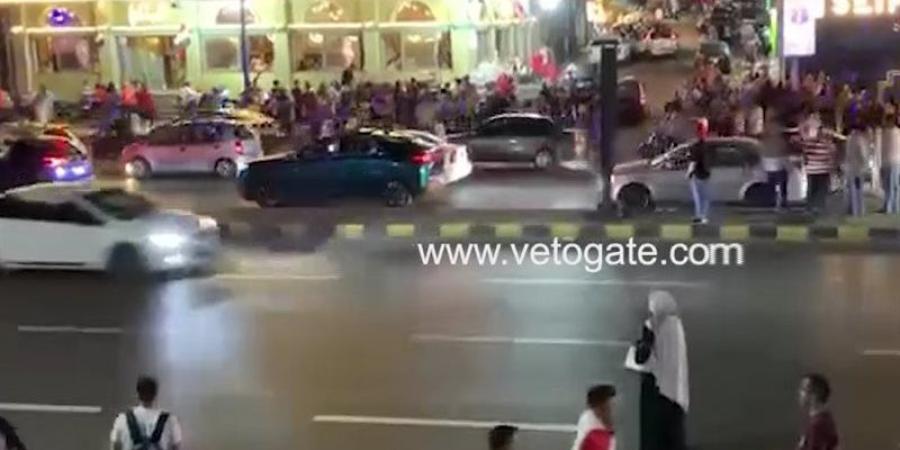 السهرة صباحي، احتفالات المصريين بتأهل مصر لدور الـ 32 على شواطئ الإسكندرية (فيديو) - المدينة برس