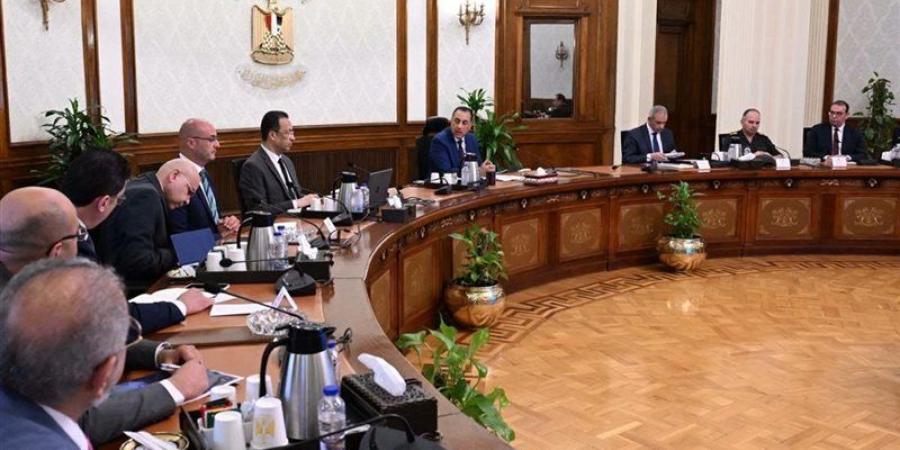 رئيس الوزراء يتابع الموقف التنفيذي لعدد من المشروعات بقطاع الاتصالات وتكنولوجيا المعلومات - المدينة برس