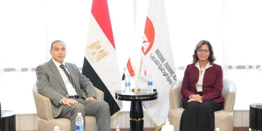 رئيس الرقابة المالية يبحث مع مديرة الأكاديمية الوطنية للتدريب سبل التعاون في التوعية وبناء القدرات - المدينة برس