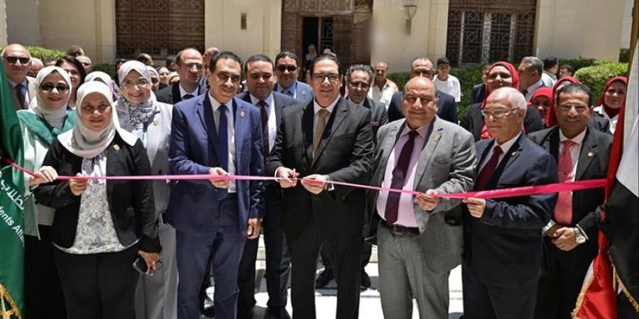 مجلس جامعة القاهرة يفتتح المقر الجديد لشئون ودعم الطلاب الوافدين - المدينة برس
