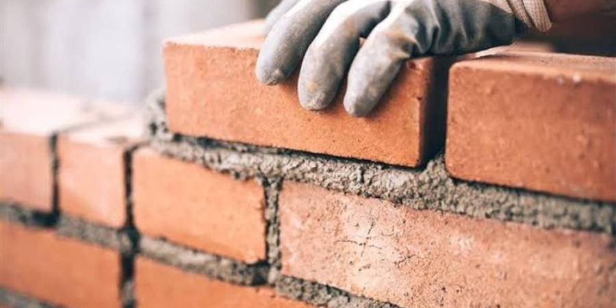 أسعار الطوب الأحمر في سوق مواد البناء اليوم الأحد - المدينة برس