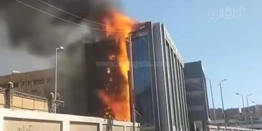 حريق أعلى سطح مستشفى الجراحة بأسوان ونقل المرضى احترازيًا إلى مستشفيات أخرى (صور) - المدينة برس