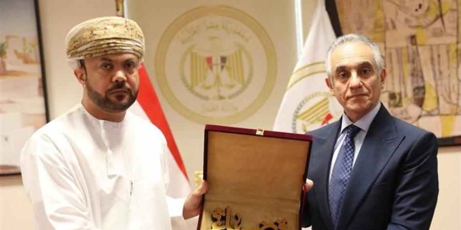 وزير العدل يستقبل وفدا قضائيا من سلطنة عمان لبحث تبادل الخبرات - المدينة برس