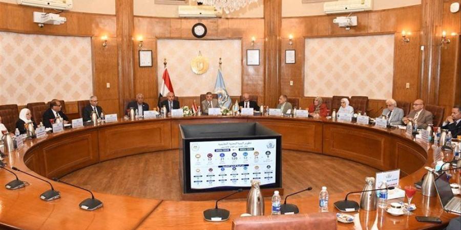 مجلس أمناء جامعة الإسماعيلية الجديدة يرسم ملامح العام الجامعي 2026-2027 - المدينة برس