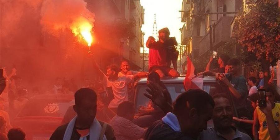 بالمزمار والطبلة، إمام عاشور يشعل أجواء الاحتفال في مسقط رأسه بالسنبلاوين (فيديو وصور) - المدينة برس