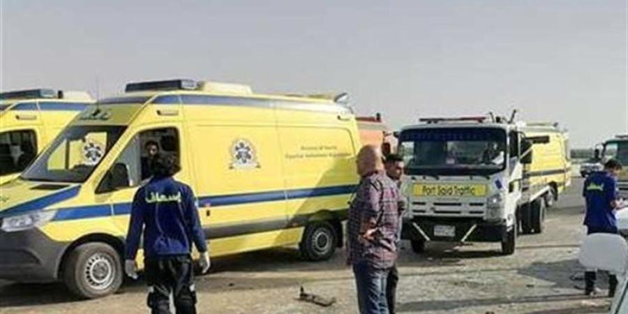 إصابة 5 أشخاص في تصادم 3 سيارات واشتعال أحدهم بصحراوي الإسكندرية - المدينة برس