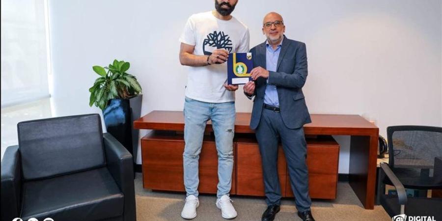 بتروجيت ينجح رسميا في ضم نجم طائرة الأهلي السابق - المدينة برس