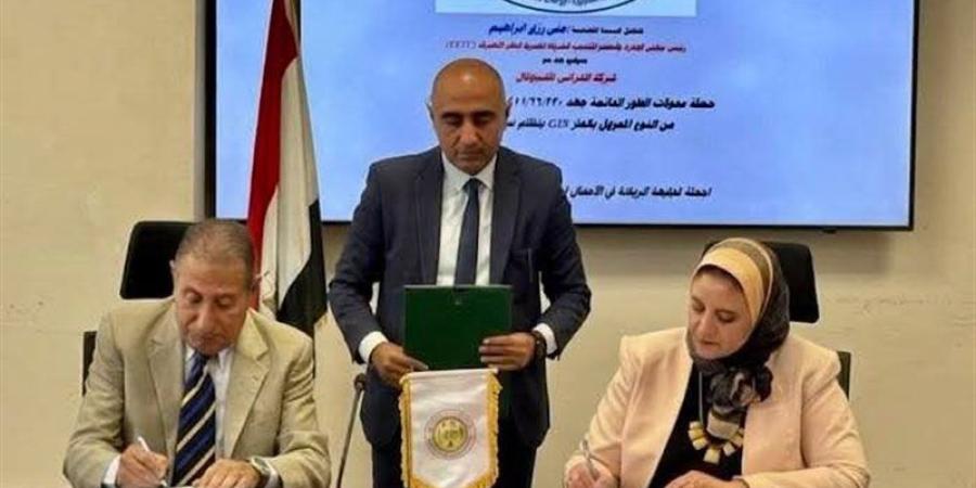 نقل الكهرباء توقع عقد إنشاء محطة محولات الطور الدائمة بالقناة - المدينة برس