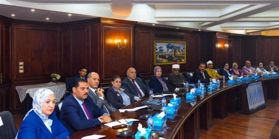 محافظ الإسكندرية يستقبل نائب وزير الصحة لمتابعة المؤشرات السكانية - المدينة برس