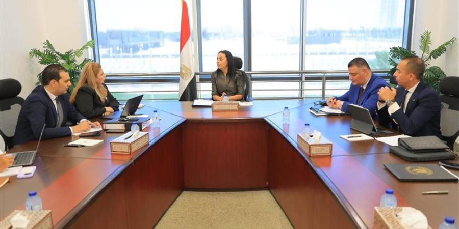 وزيرة التضامن: صندوق الصناعات الريفية بوابة لتحويل مستفيدي «تكافل وكرامة» إلى منتجين - المدينة برس