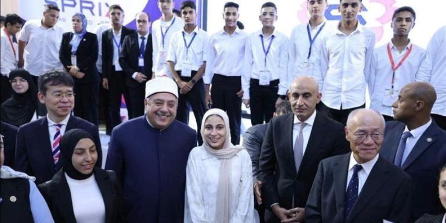 وكيل الأزهر ووزير التعليم ورئيس قطاع المعاهد يكرمون الطلاب الأوائل في المنصة اليابانية - المدينة برس